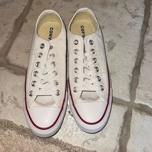 BRAND NEW Converse White Canvas Sneakers
